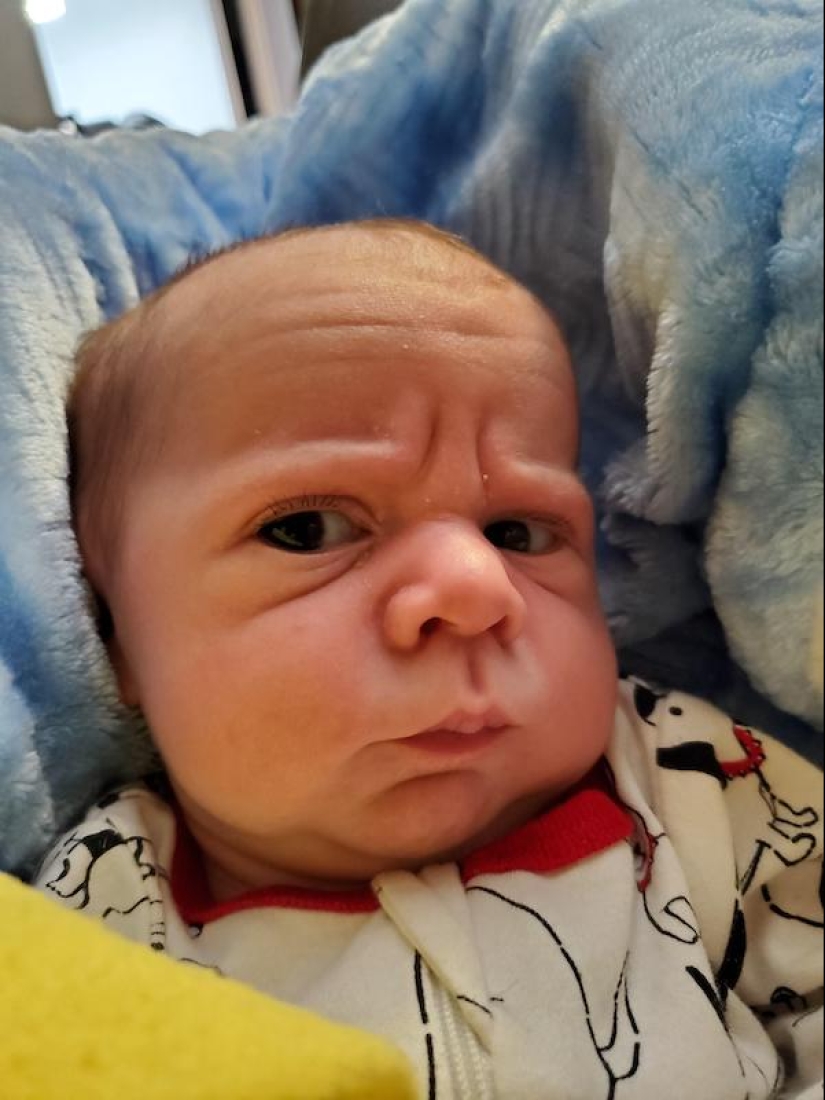 22 funny photos of babies with strikingly adult faces