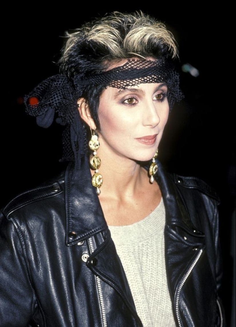 22 gorgeous vintage photos of Cher from the 80s