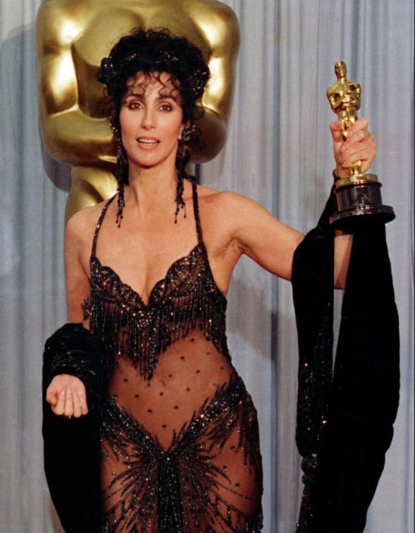 22 gorgeous vintage photos of Cher from the 80s