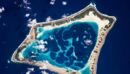 22 islands in the ocean