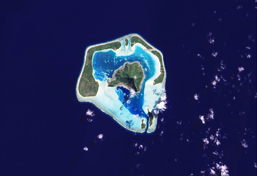 22 islas en el océano