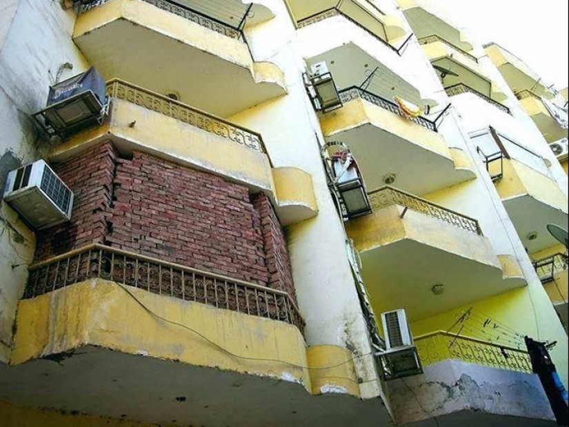 22 photos of balconies and loggias that cause admiration, laughter and a lot of questions