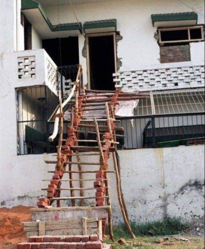 22 photos of dangerous stairs that will make your head spin