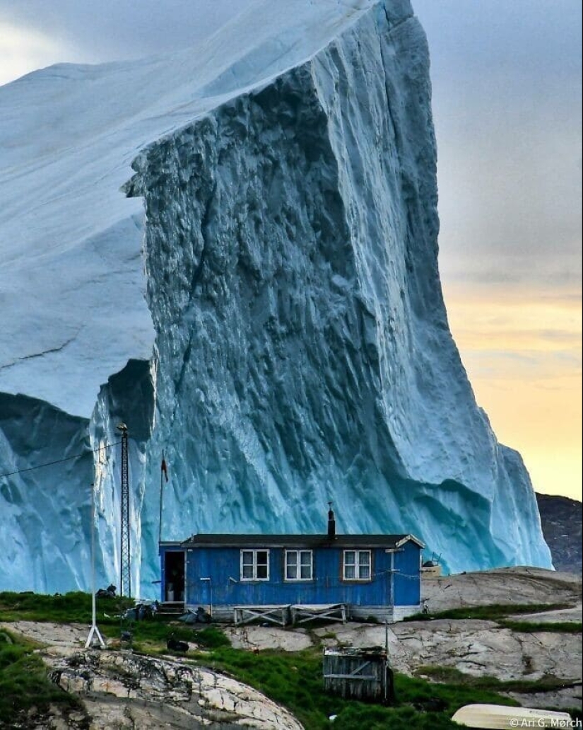 22 photos of really gigantic things that can cause an attack of megalophobia