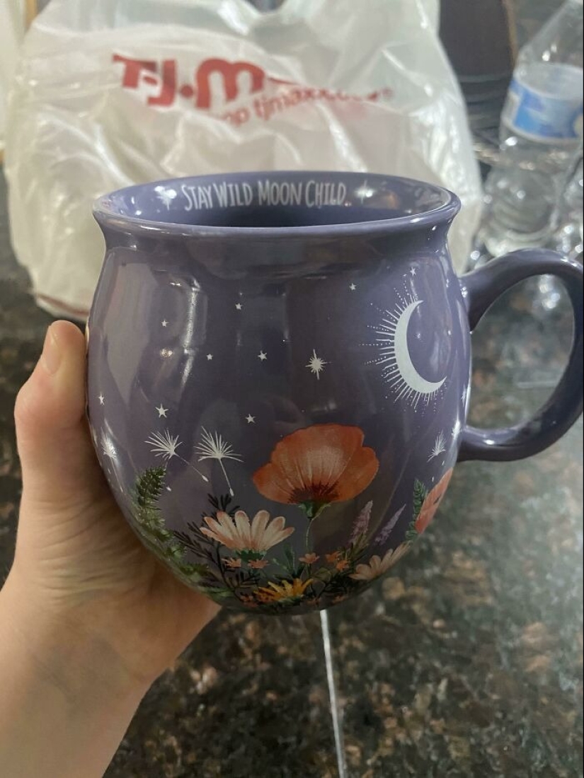 22 photos of unusual mugs shared by users on the Internet