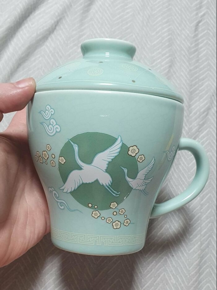 22 photos of unusual mugs shared by users on the Internet