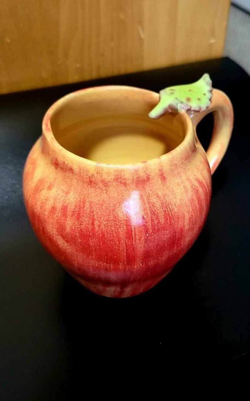 22 photos of unusual mugs shared by users on the Internet