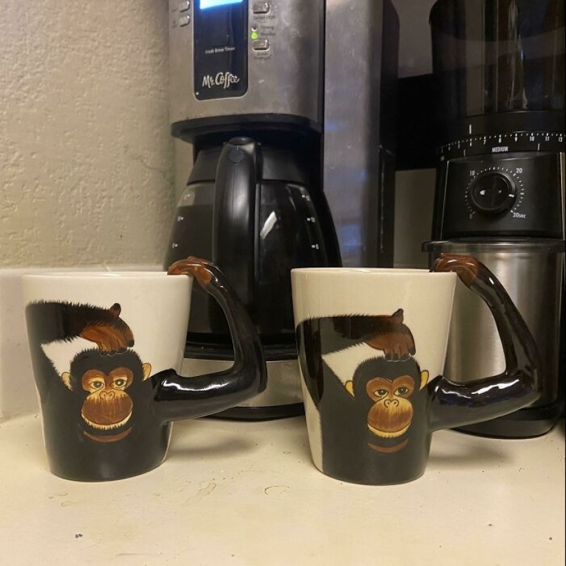 22 photos of unusual mugs shared by users on the Internet