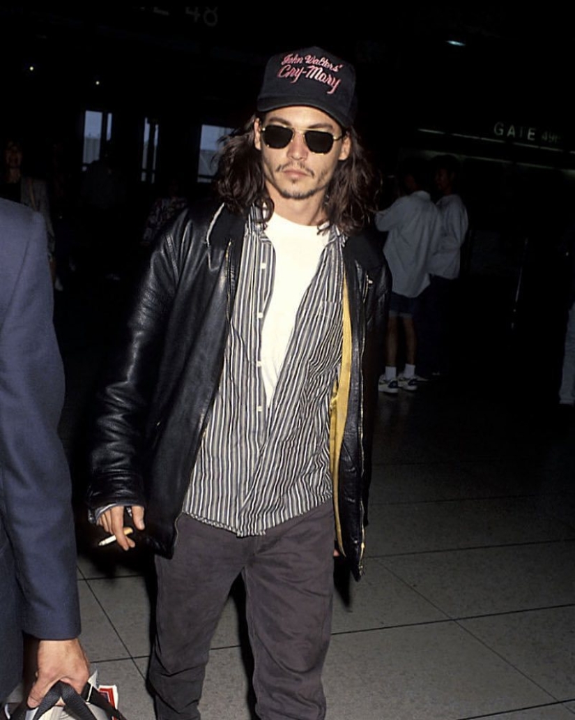 22 rare celebrity photos that will take you back to the crazy 90s