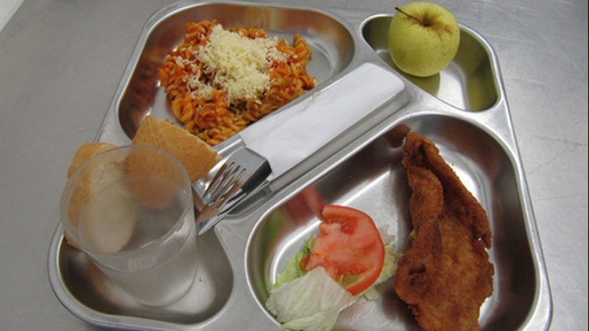 22 school lunches from around the world