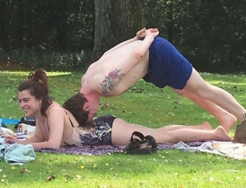 22 strange and ridiculous poses in which these people-yogis were caught