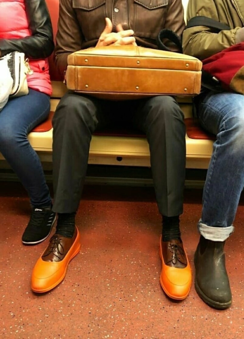 22 stylish passengers of the St. Petersburg metro