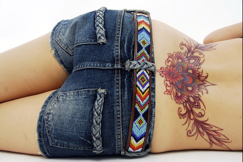 22 trendy tramp stump tattoos on the lower back