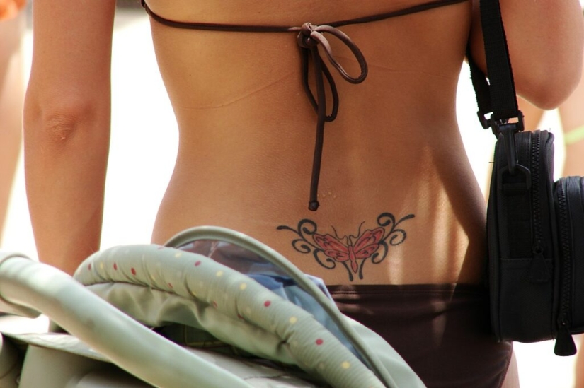 22 trendy tramp stump tattoos on the lower back