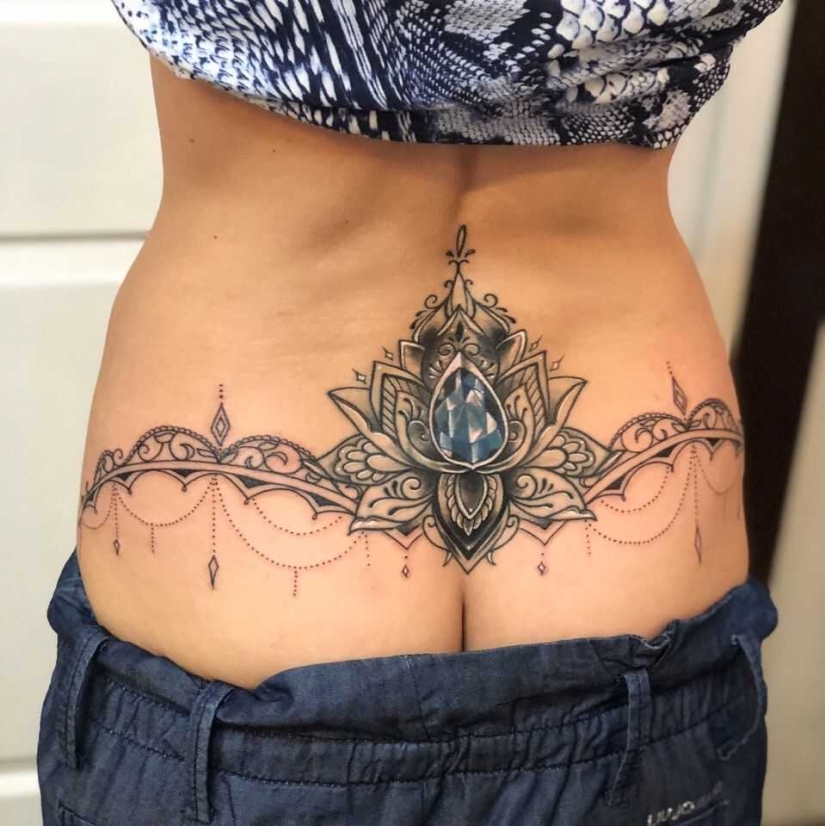 22 trendy tramp stump tattoos on the lower back