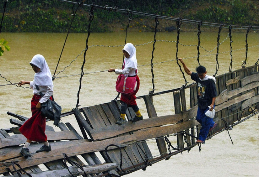 25 caminos más peligrosos a la escuela