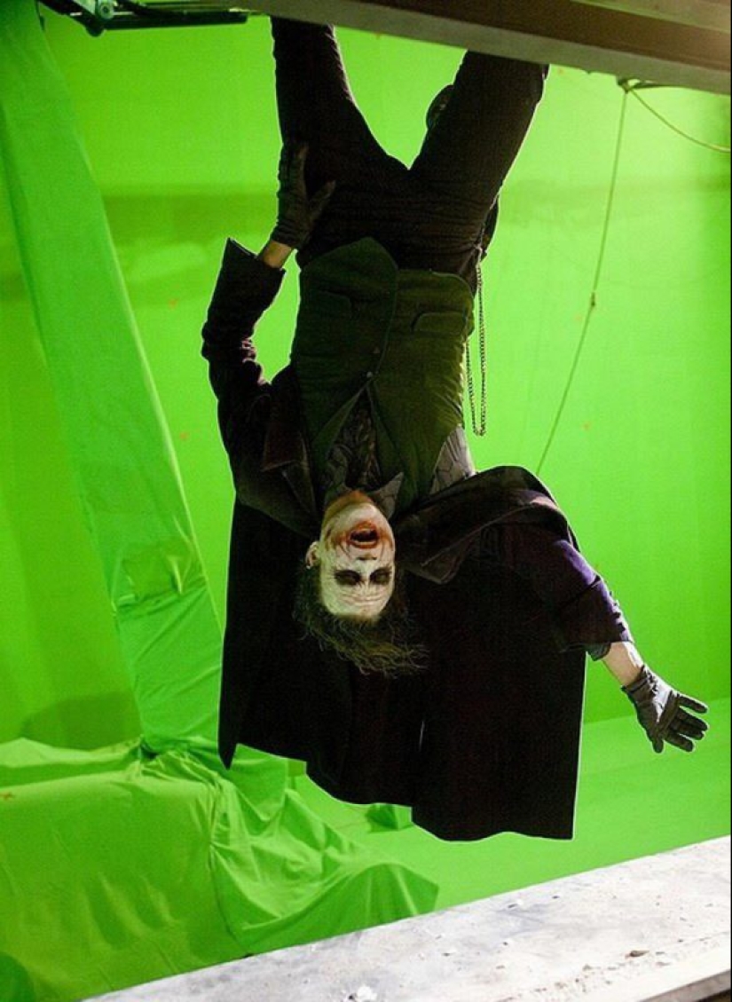 25 cool behind the scenes photos and gifs from movie sets