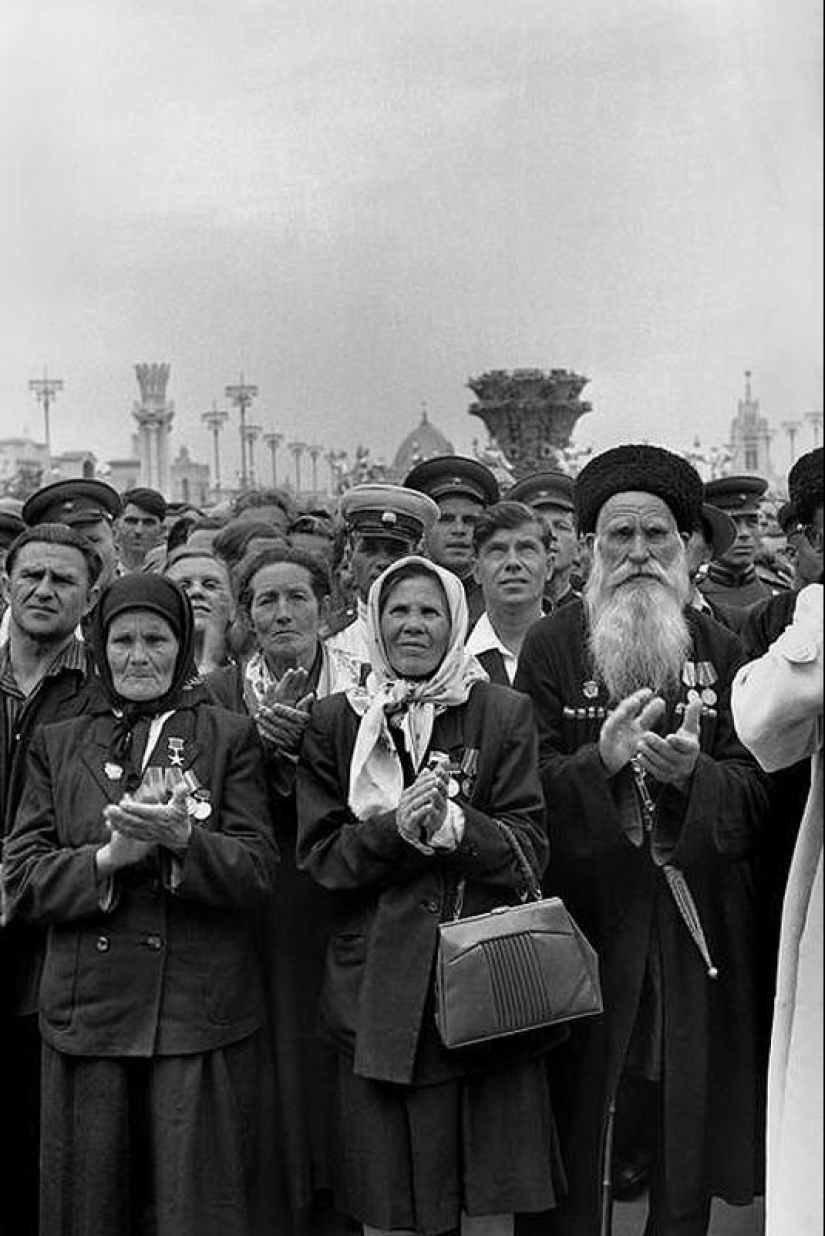 25 cuadros de Henri Cartier-Bresson sobre la vida soviética en 1954