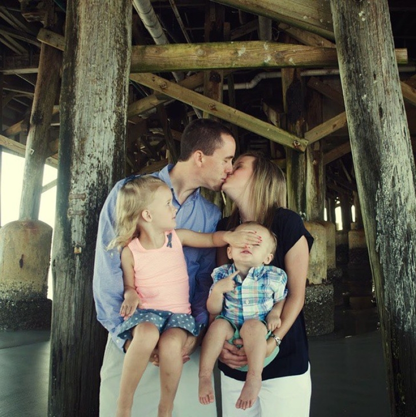 25 Cute Family Photo Ideas Every Family Should Try