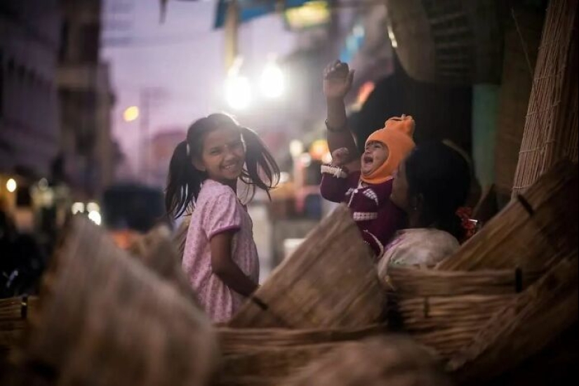 25 fotografías divertidas de niños que te harán sonreír Por Guru Charan