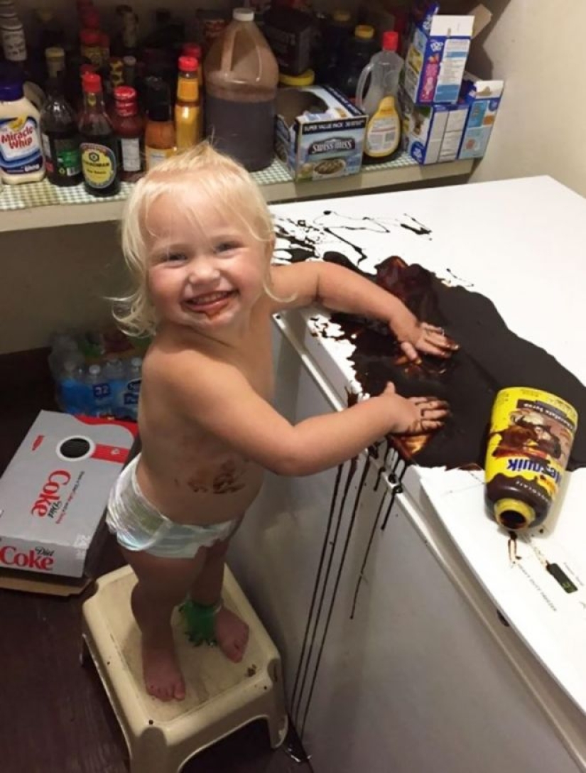 25 funny photos from the series "If it's quiet in the nursery, start worrying!"