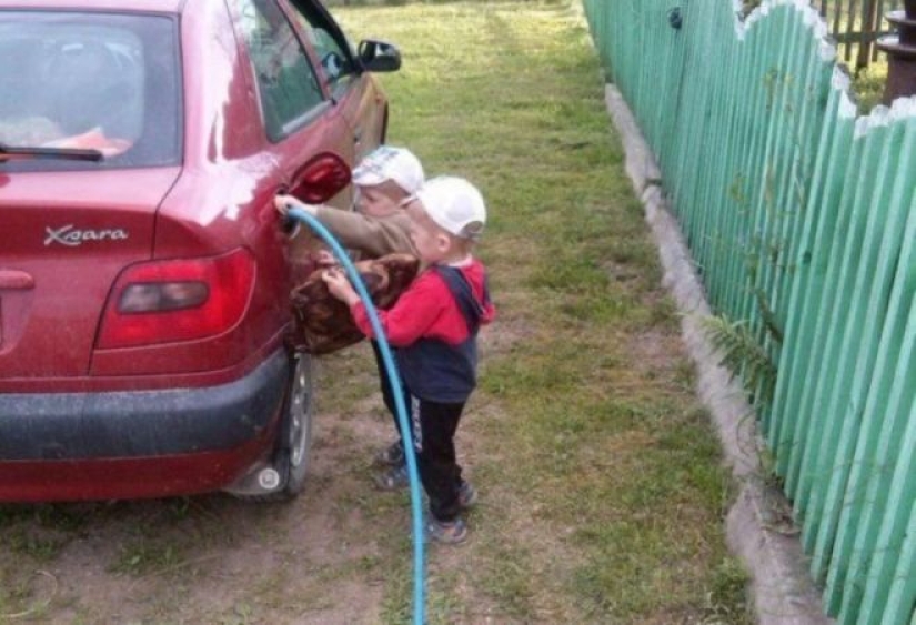 25 funny photos from the series "If it's quiet in the nursery, start worrying!"