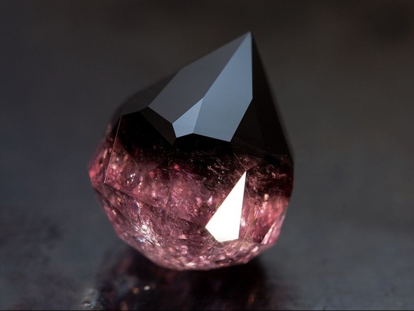 25 incredibly beautiful and rare stones