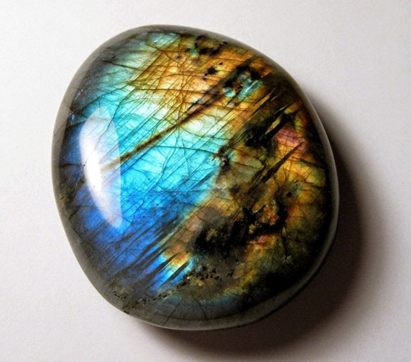 25 incredibly beautiful and rare stones