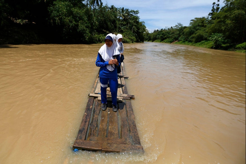 25 Most Dangerous Roads to School