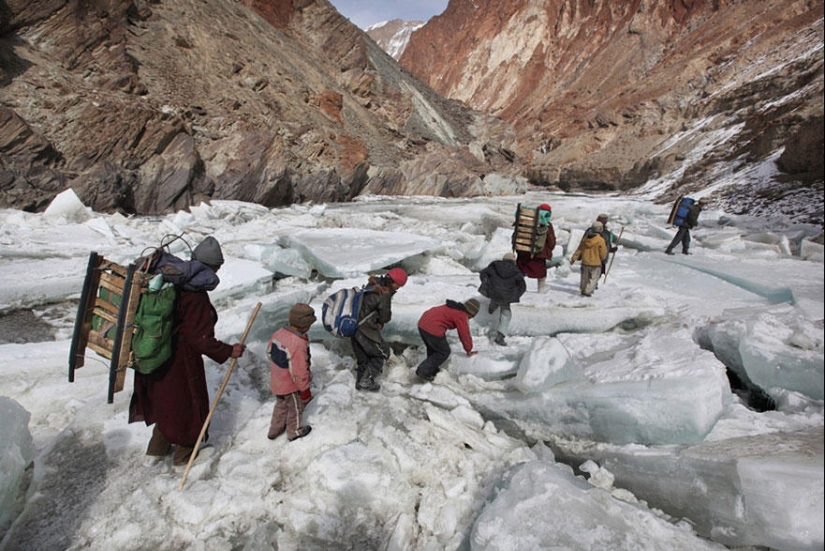 25 Most Dangerous Roads to School