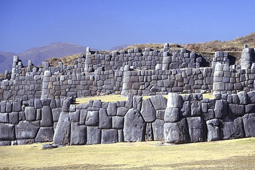 25 of the most amazing archaeological finds in history