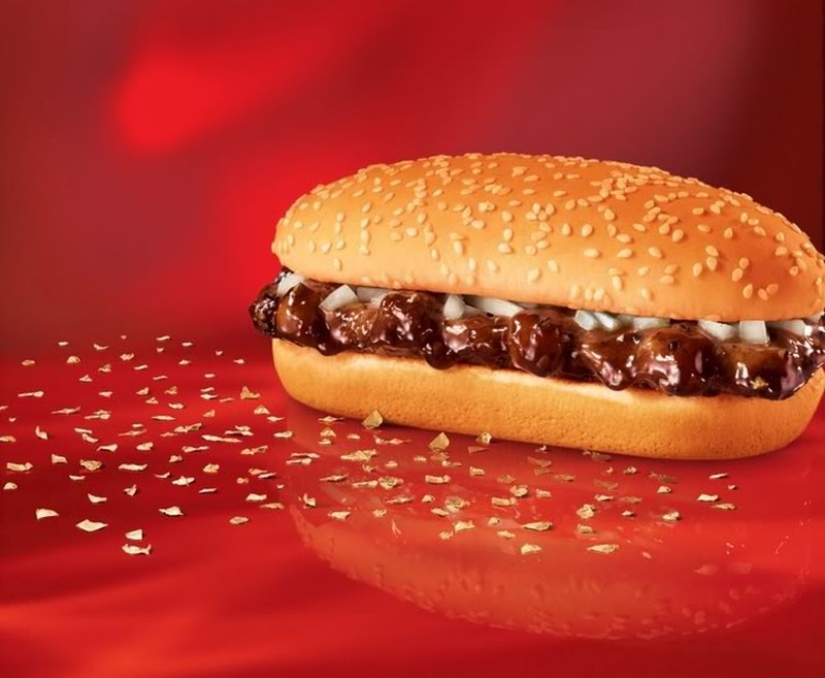 25 Unique Dishes Offered by McDonald&#39;s Restaurants Around the World