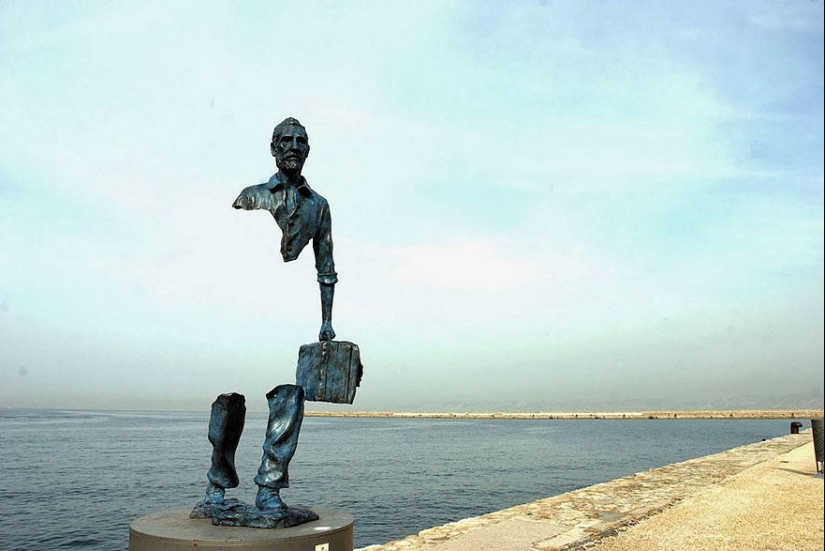 25 unusual sculptures you may not have known about