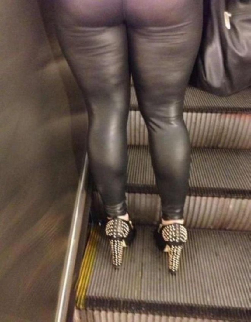 25 "weighty" evidence that leggings are not all girls!