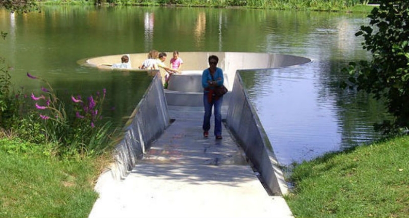 26 most creative benches from around the world