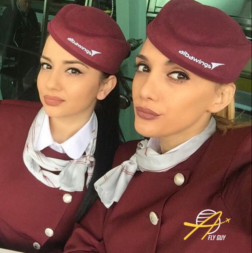 27 selfies más sexys de asistentes de vuelo de todo el mundo