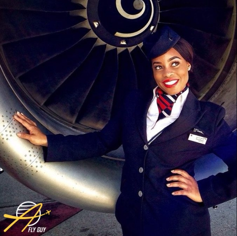 27 sexiest selfies of flight attendants from around the world