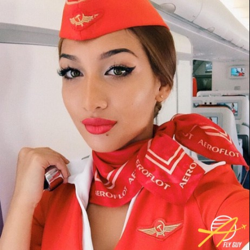 27 sexiest selfies of flight attendants from around the world