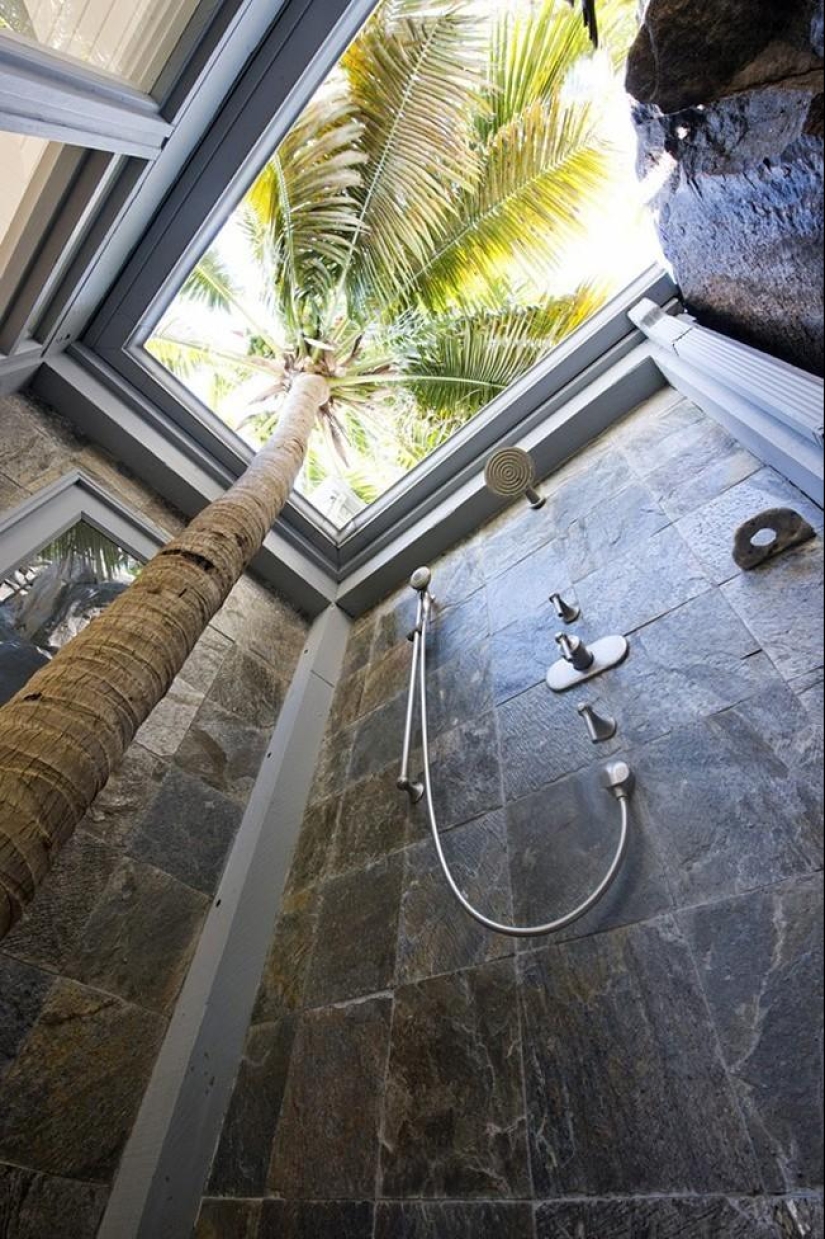 28 unique shower rooms from around the world