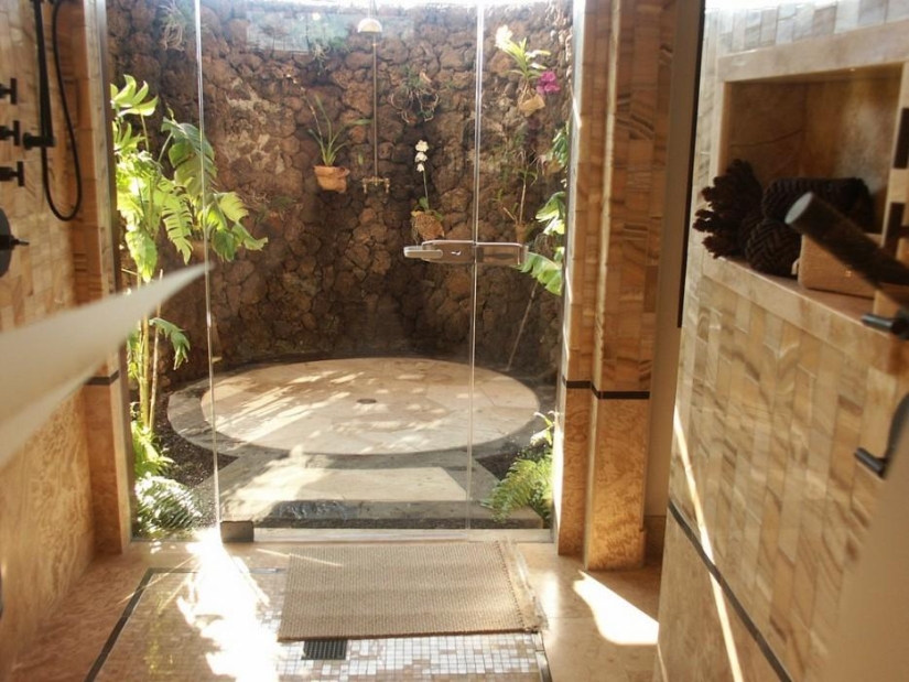 28 unique shower rooms from around the world