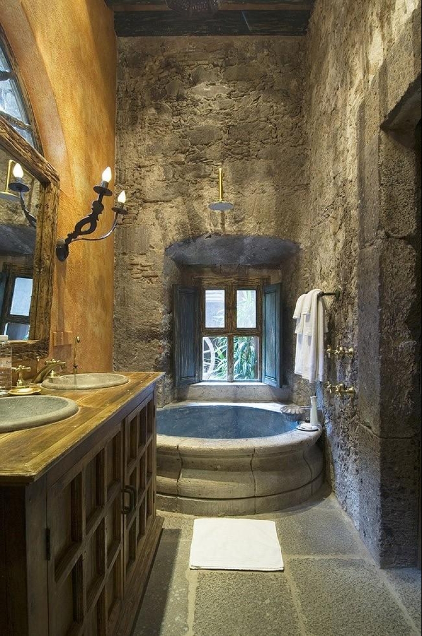 28 unique shower rooms from around the world