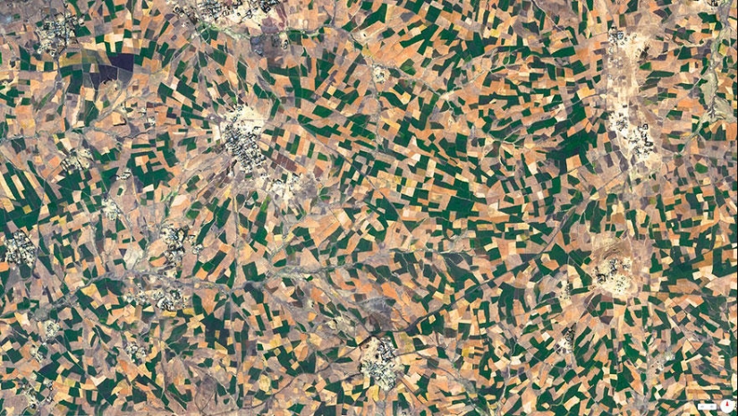 30 amazing satellite photos that will change your view of the world