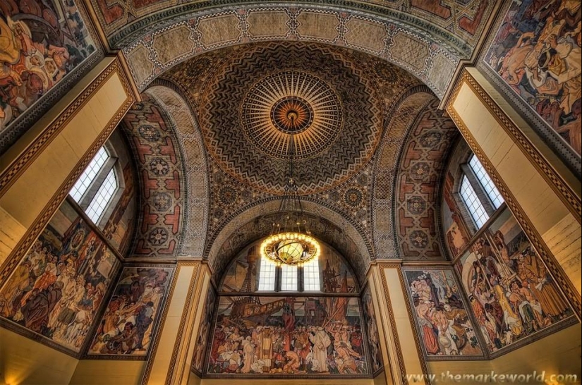 30 breathtaking ceilings