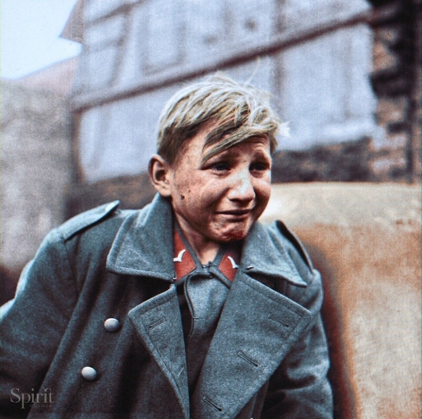 30 colorized historical photos that tell about the events of the past