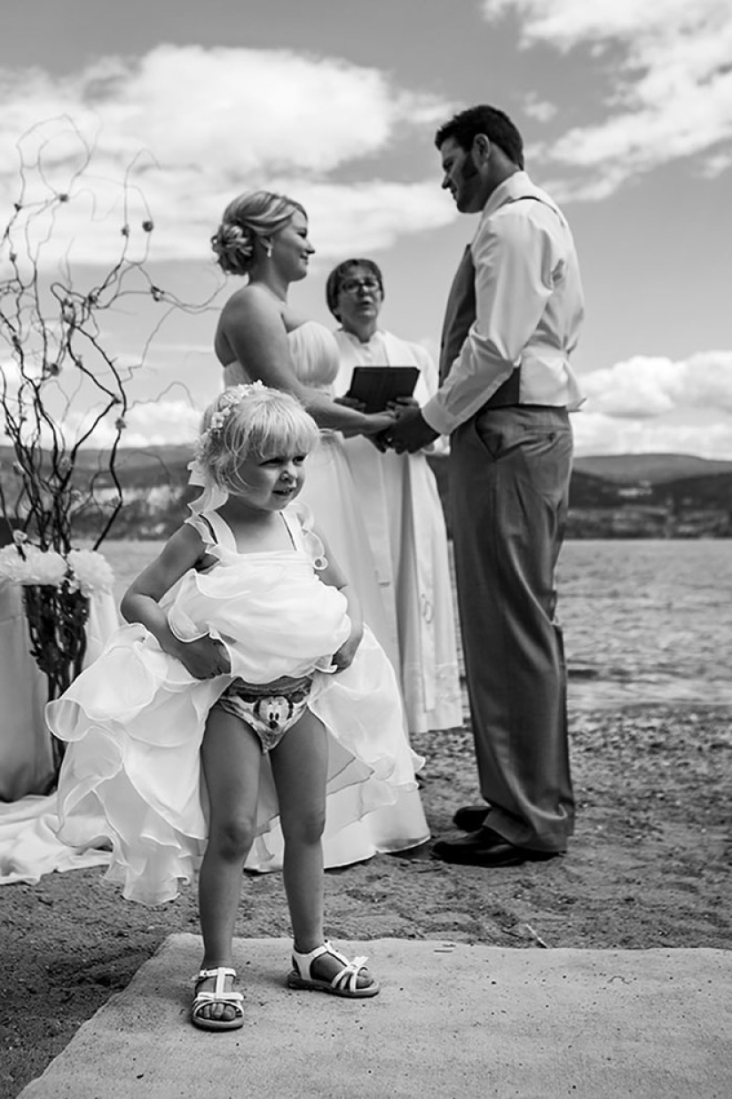 30 hopelessly screwed up wedding photos