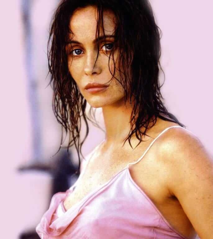 30 photos of the young and beautiful Emmanuelle Beart