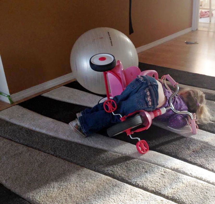 30 proofs that children can sleep anywhere, anytime, anytime