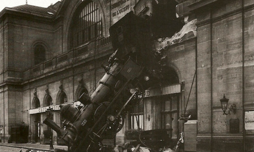 30 unique views of old Paris