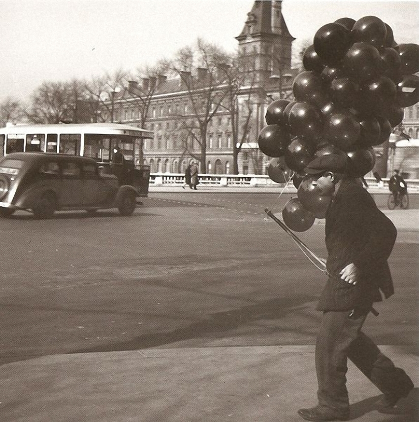 30 unique views of old Paris