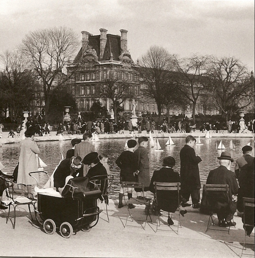 30 unique views of old Paris